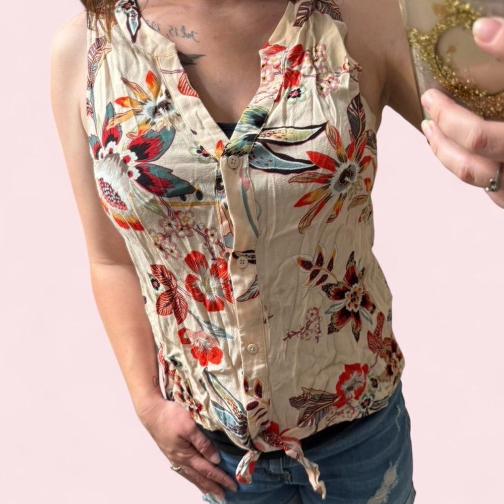 Sanctuary Floral Button-Down Sleeveless Top